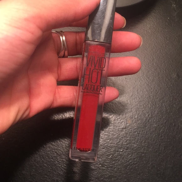 Lipgloss - Picture 1 of 2